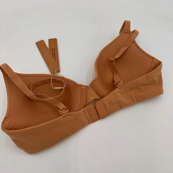 Skims Fits Everybody Unlined Demi Bra New with tags Size 32A - Picture 3 of 5